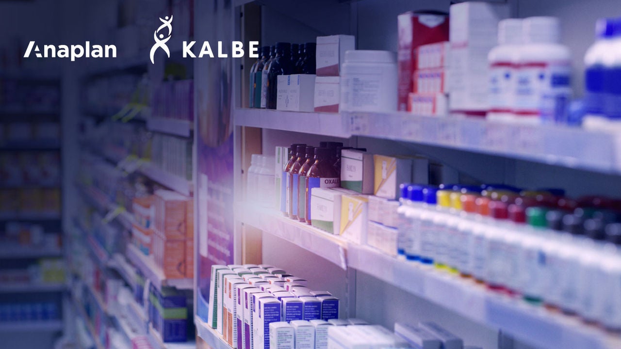 oneOff_TilesForNewsroom_starlight_customerWin