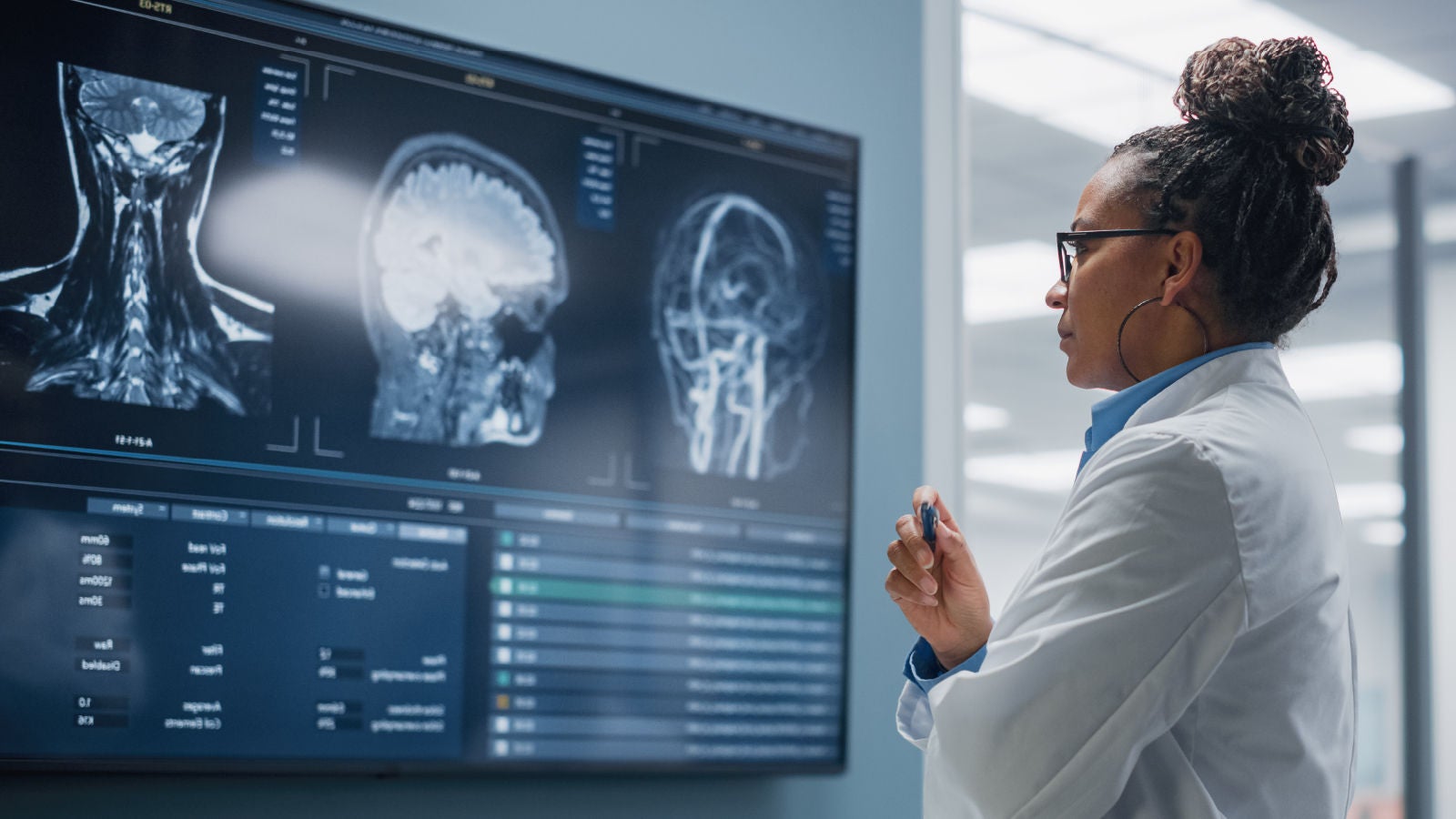 Doctor looking at an imaging scan