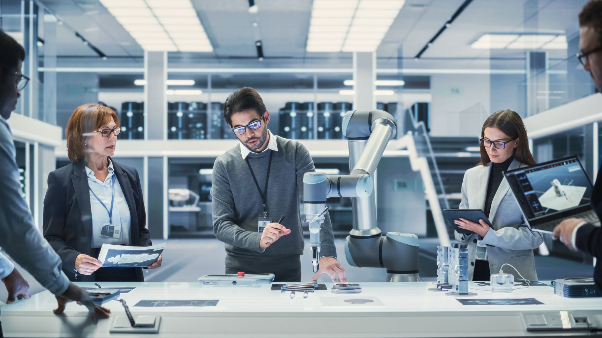 People running in On shoes