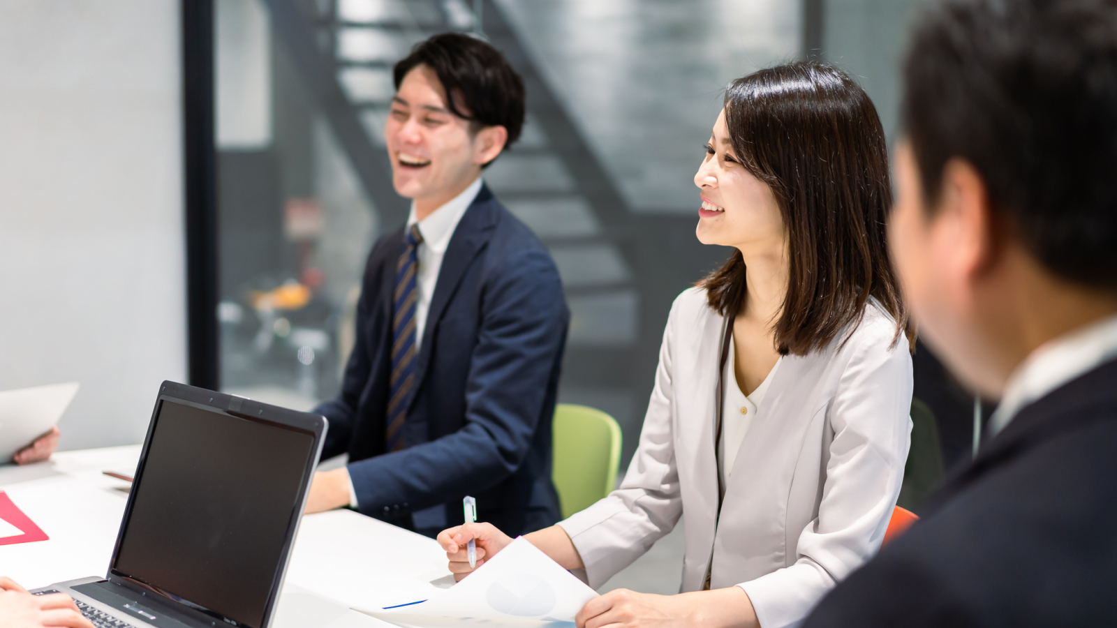 Mizuho Bank Customer Story Illustrative Image 1 Employee smiling