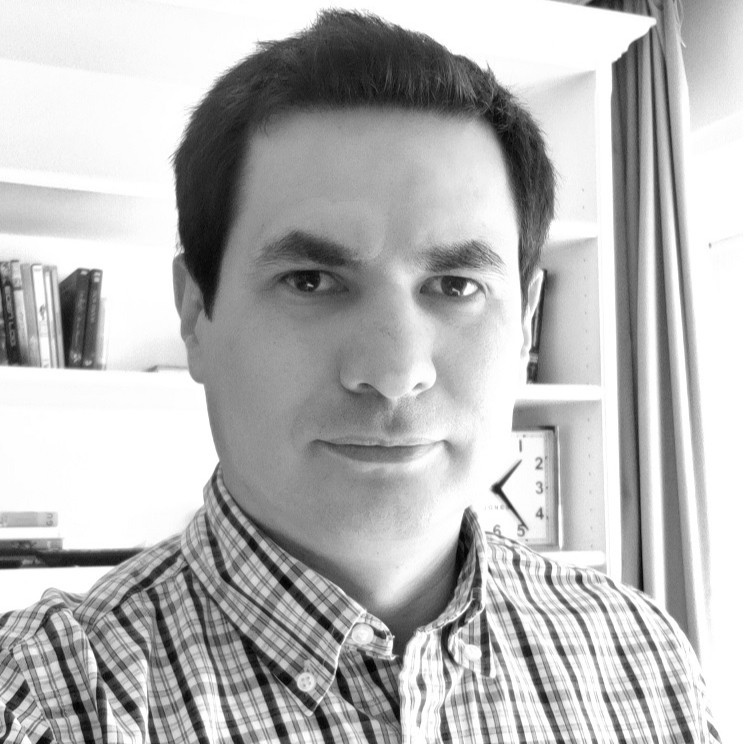 Hector Ibarra Headshot