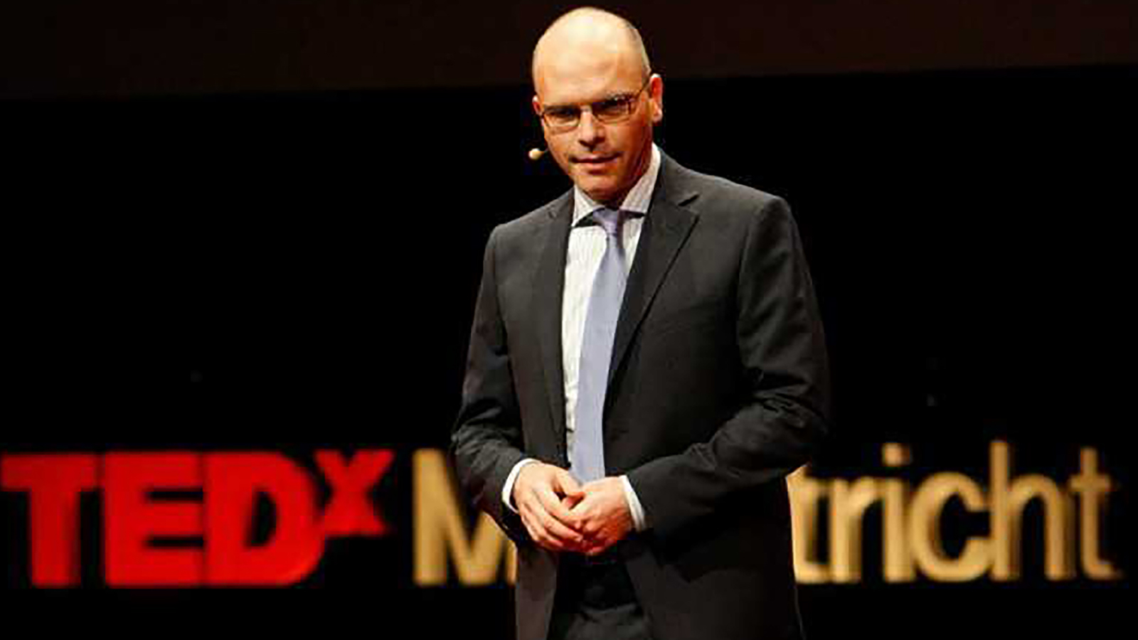 Paul Rulkens giving a TedTalk