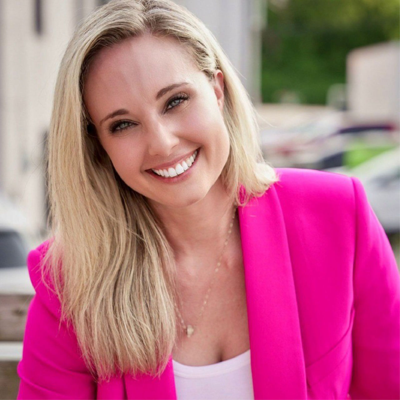 Sarah Barnes Humphrey Headshot